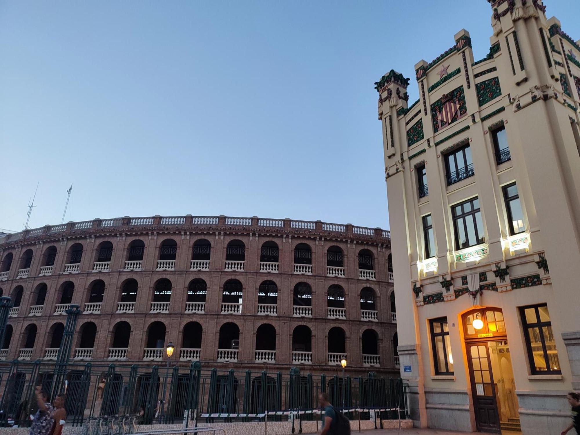 Central Rooms Valencia Downtown - Bruno Apartments Coliving Buitenkant foto